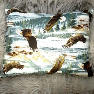 Eagle Cat Bed
